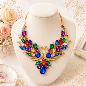 Betsey Johnson Stunning Kissing Swans Multi Color Rhinestone Statement Necklace